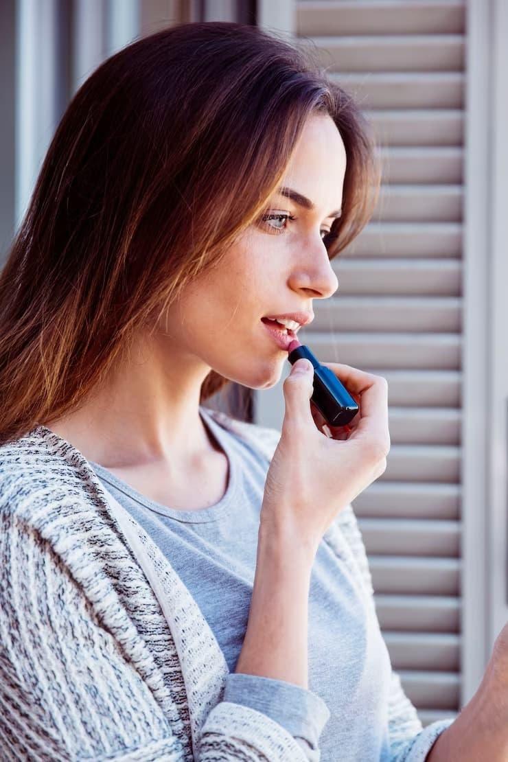 e sigara logo trendleri 2025 ve marka kimliği için ilham verici tasarım önerileri