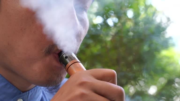 target mini elektronik sigara ile kompakt vaping deneyimi ve pil ömrünü artırma ipuçları