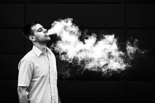 Uzmanlardan 2 el elektronik sigara satın alma rehberi güvenli seçim ve bakım tüyoları