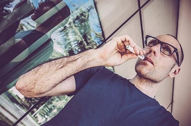 red kiwi elektronik sigara incelemesi ve kullanım rehberi ile en iyi likit seçimleri